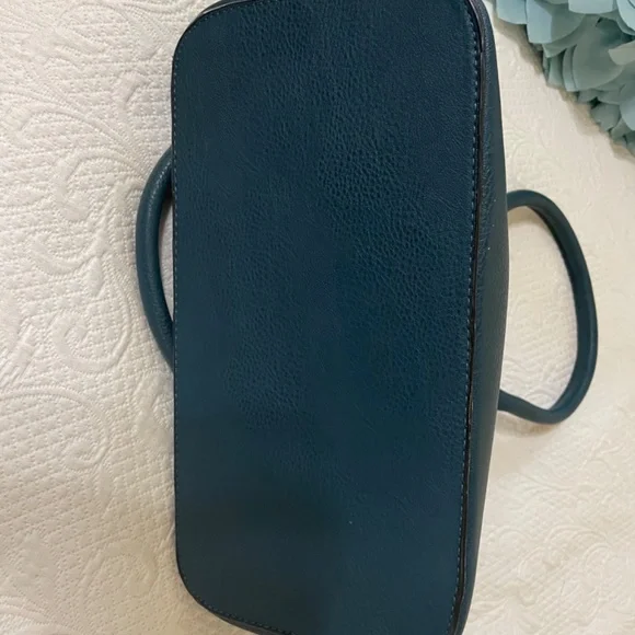 Call It Spring Shoulder Bag - Picture 2 of 4